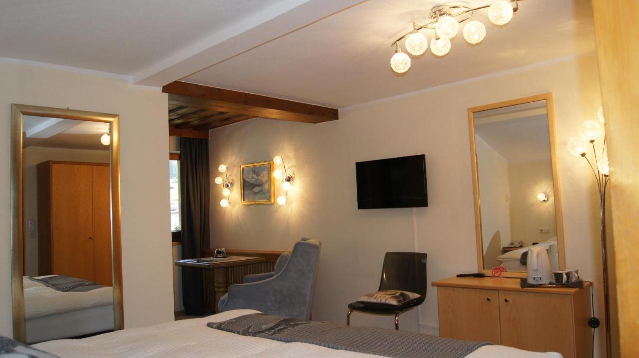 Pension Hartenfels Lech am Arlberg Exterior photo